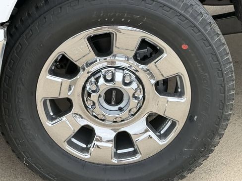 New 2026 Ford F250 Lariat w/ Chrome Package image 37
