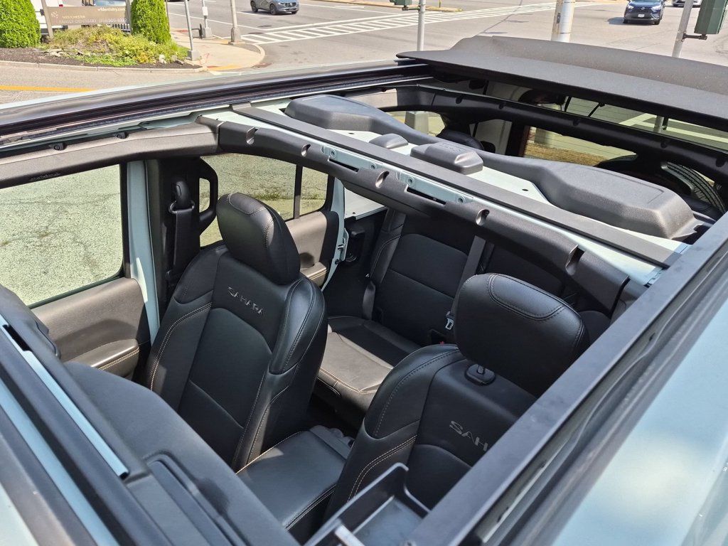 Used 2024 Jeep Wrangler Unlimited Sahara w/ Safety Group AWD/4WD image 18