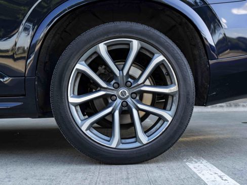 Used 2019 Volvo XC90 T6 Momentum w/ Protection Package Premier AWD/4WD image 15
