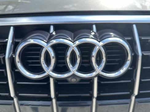 Used 2019 Audi Q3 2.0T Prestige AWD/4WD image 28