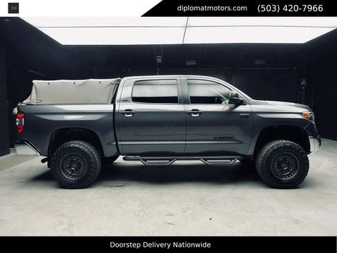 Used 2021 Toyota Tundra SR5 w/ SR5 Upgrade Package AWD/4WD image 8