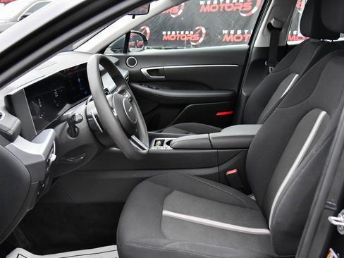 Used 2024 Hyundai Sonata SEL image 17