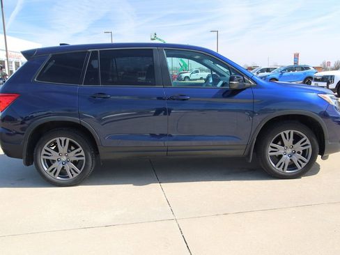 Used 2021 Honda Passport EX-L image 4