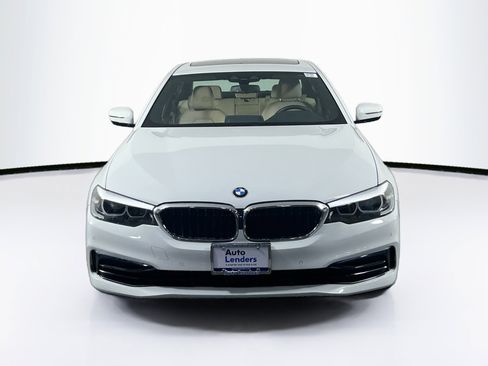 Used 2020 BMW 530i xDrive image 2