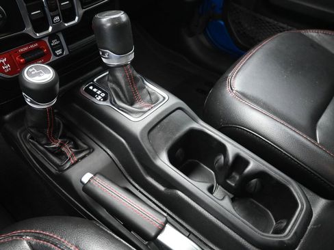 Used 2022 Jeep Gladiator Rubicon AWD/4WD image 30