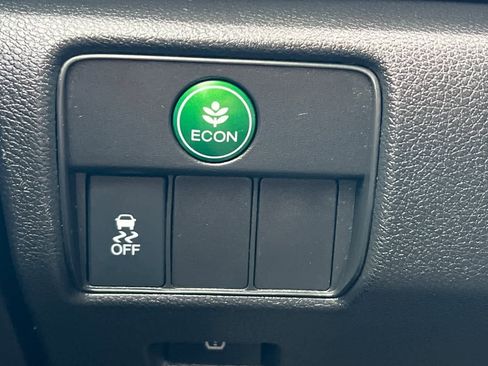 Used 2017 Honda Accord Sport Special Edition image 29