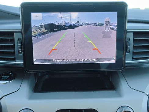 Certified 2022 Ford Explorer XLT w/ Equipment Group 202A image 22