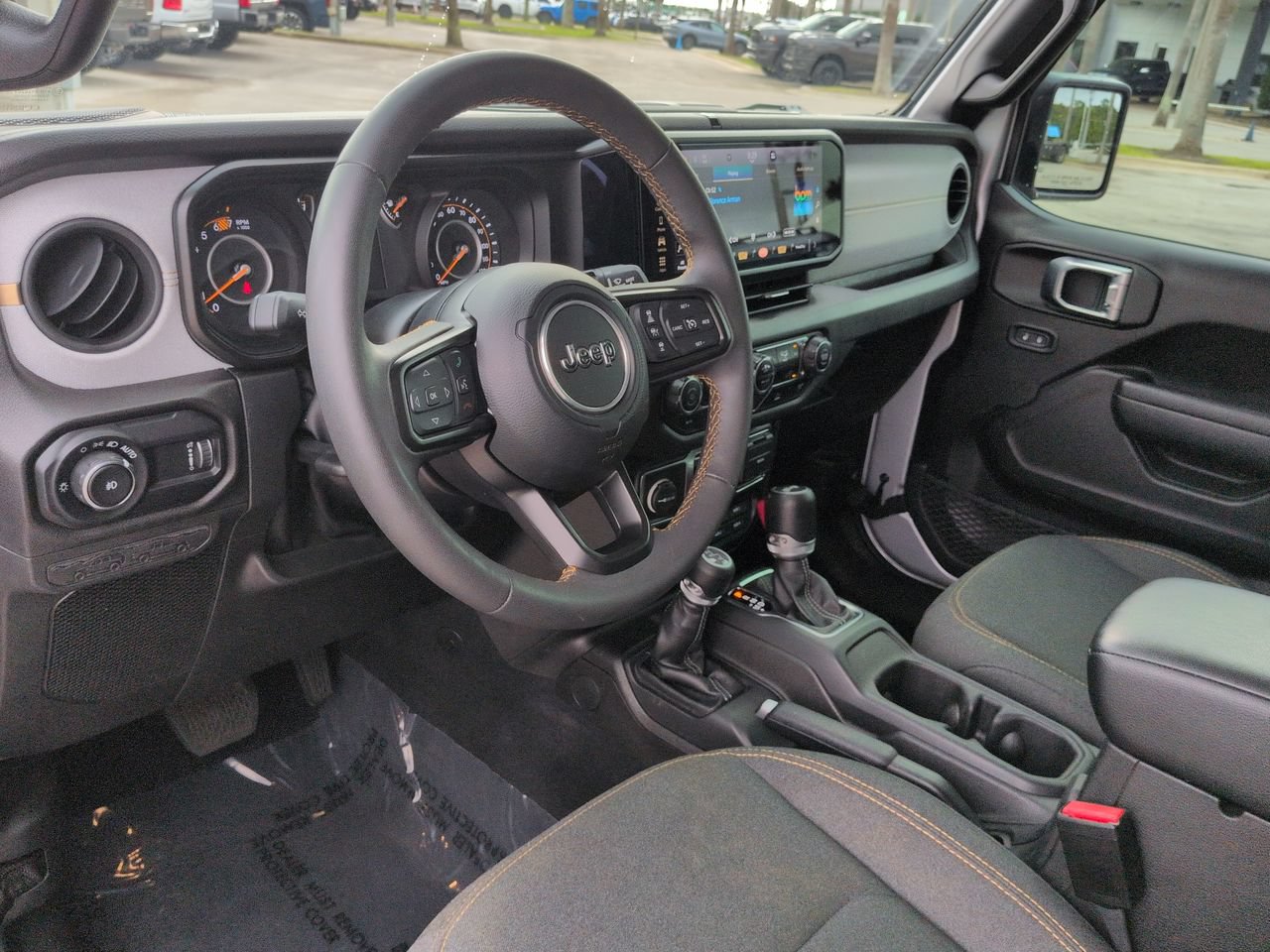 Used 2024 Jeep Wrangler Sport AWD/4WD image 15