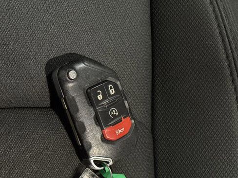 Used 2021 Jeep Wrangler Unlimited Sport image 24