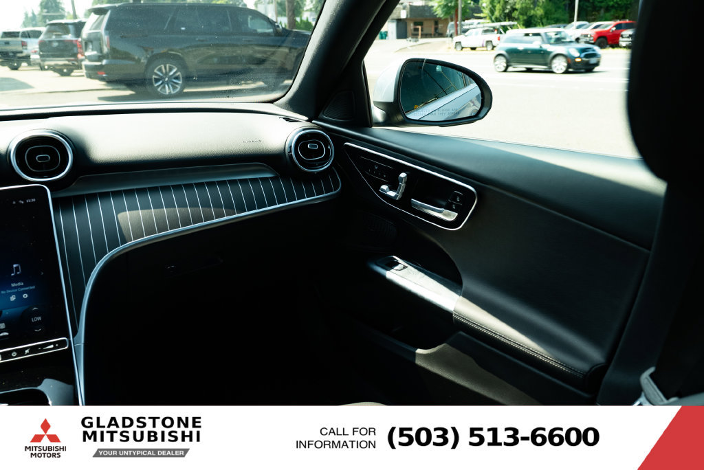 Used 2023 Mercedes-Benz C 300 Sedan image 12
