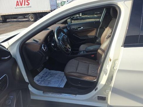 Used 2015 Mercedes-Benz GLA 250 GLA 250 image 3