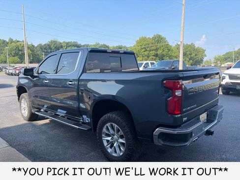 Used 2021 Chevrolet Silverado 1500 LTZ w/ Z71 Off-Road Package AWD/4WD image 4