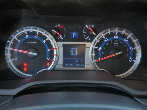 Used 2016 Toyota 4Runner SR5 AWD/4WD image 21