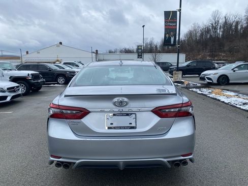 Used 2023 Toyota Camry XSE image 3