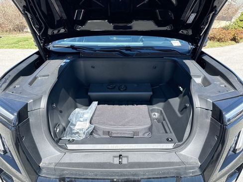 New 2026 GMC Sierra EV Elevation image 24