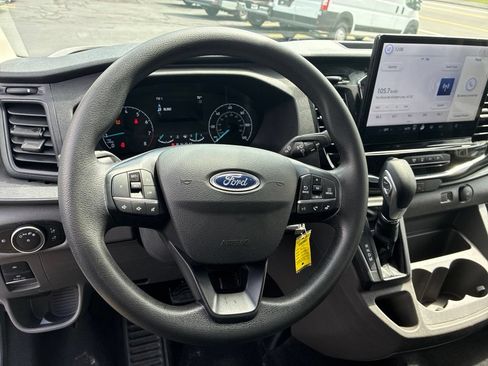 Used 2023 Ford Transit 350 XLT RWD image 17