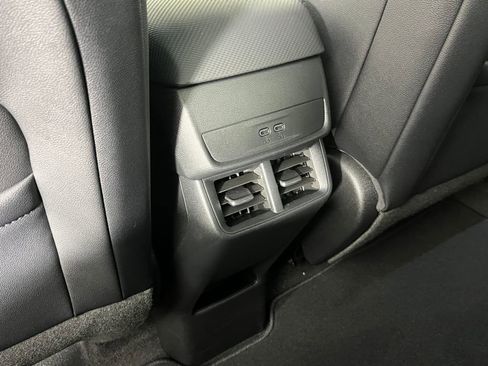 New 2026 Chevrolet Equinox LT w/ Convenience Package II image 23