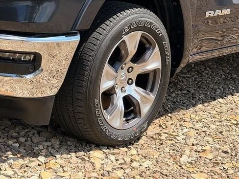 Used 2020 RAM 1500 Laramie AWD/4WD image 32