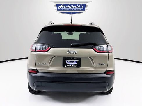 Used 2021 Jeep Cherokee Latitude image 5