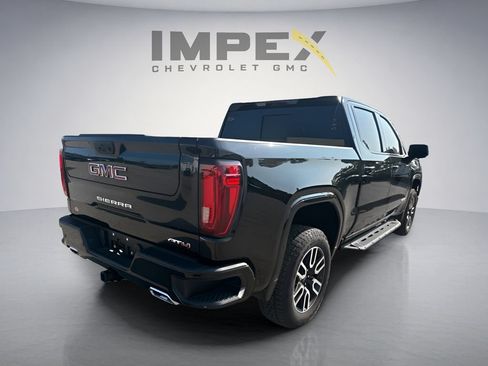 Used 2025 GMC Sierra 1500 AT4 w/ Technology Package AWD/4WD image 6