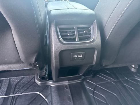 Used 2024 Chevrolet Blazer LT w/ Convenience Package image 31