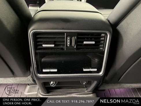 Used 2020 Porsche Cayenne S image 42