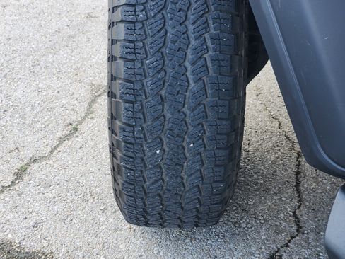 Used 2024 Jeep Wrangler Unlimited Sport AWD/4WD image 11