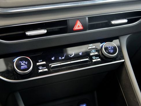 Used 2020 Hyundai Sonata SEL Plus w/ Tech Package image 24