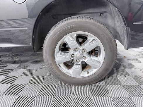 Used 2019 RAM 1500 Tradesman w/ Tradesman SXT Package image 27