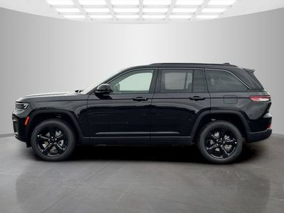 New 2026 Jeep Grand Cherokee Limited w/ Limited Altitude Package