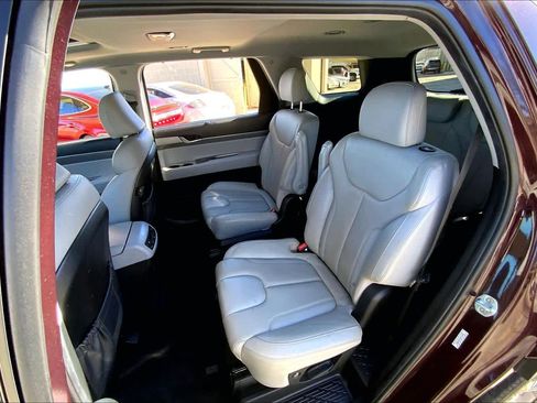 Used 2021 Hyundai Palisade SEL w/ Premium Package image 21