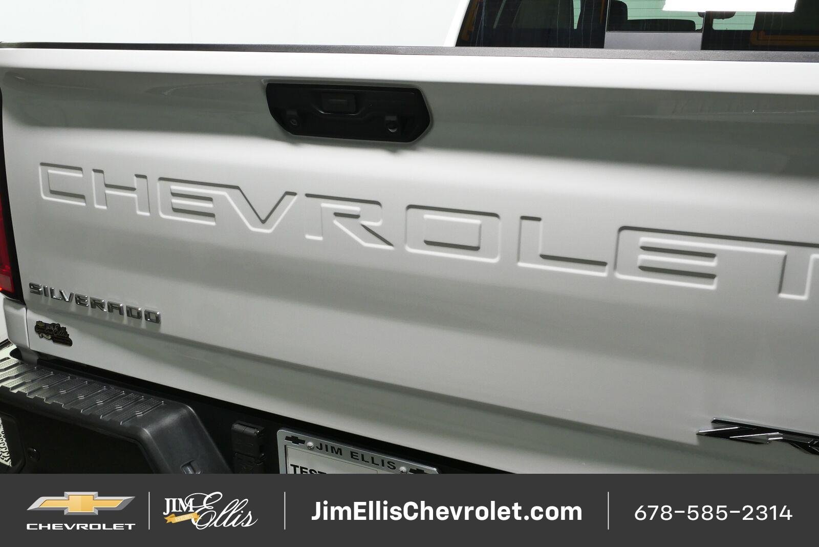 Used 2025 Chevrolet Silverado 2500 ZR2 w/ Technology Package AWD/4WD image 31