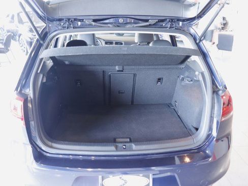 Used 2016 Volkswagen e-Golf SEL Premium image 21