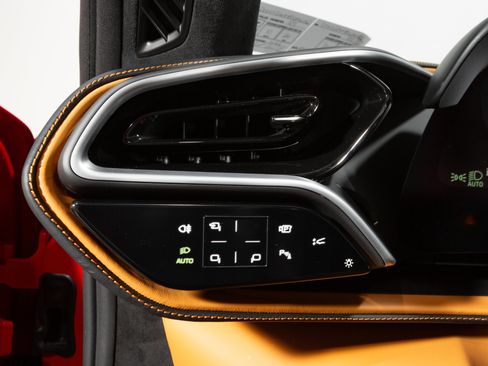 Certified 2023 Ferrari 296 GTS image 40