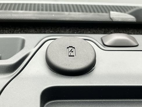 New 2025 Ford Bronco Badlands image 21