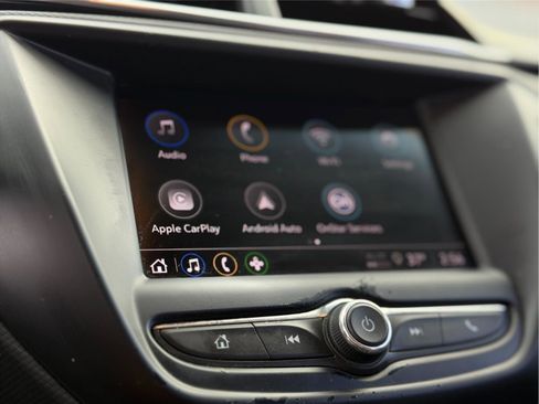 Used 2022 Chevrolet TrailBlazer LT w/ Driver Confidence Package image 16