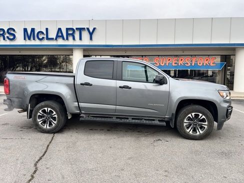 Used 2022 Chevrolet Colorado Z71 image 3