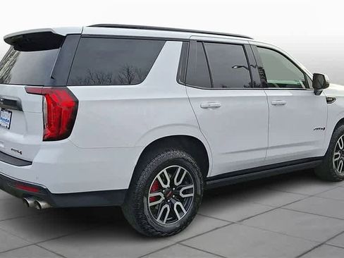 Used 2022 GMC Yukon AT4 image 8