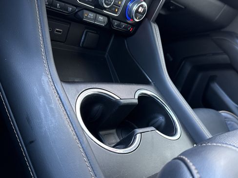 Used 2022 GMC Yukon AT4 w/ Max Trailering Package image 27