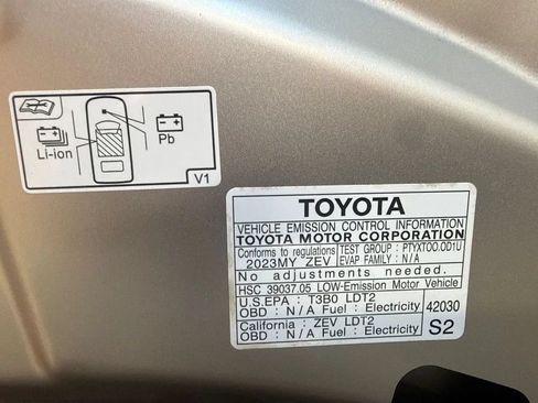Used 2023 Toyota bZ4X AWD w/ Weather Package image 60