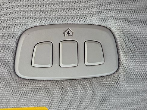 New 2025 Ford Expedition Active image 22