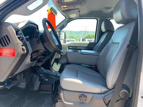 Used 2014 Ford F450 XL AWD/4WD image 10