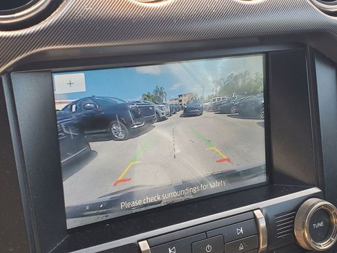 Used 2019 Ford Mustang Shelby GT350 w/ Technology Package image 23