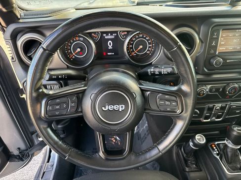 Used 2019 Jeep Wrangler Unlimited Sport S image 14
