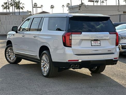 New 2026 GMC Yukon XL Denali w/ Denali Reserve Package image 5