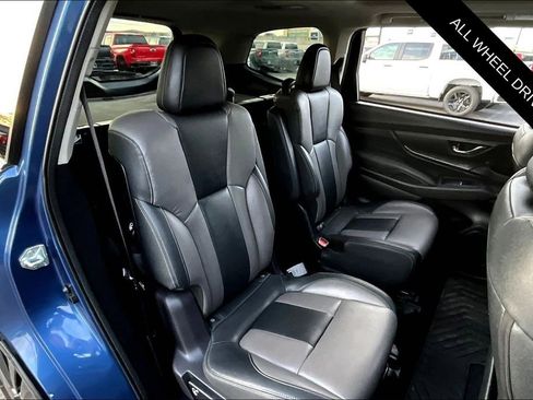 Used 2022 Subaru Ascent Onyx Edition image 24