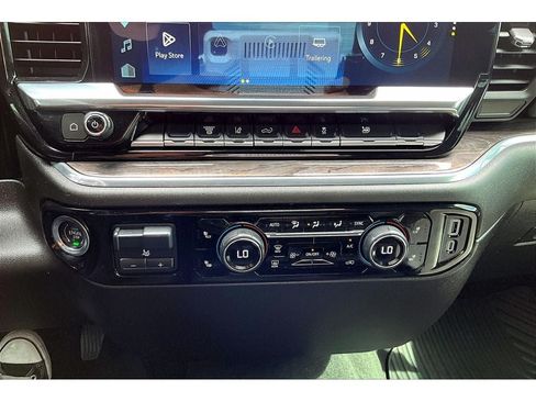 Used 2025 Chevrolet Silverado 3500 LTZ AWD/4WD image 24