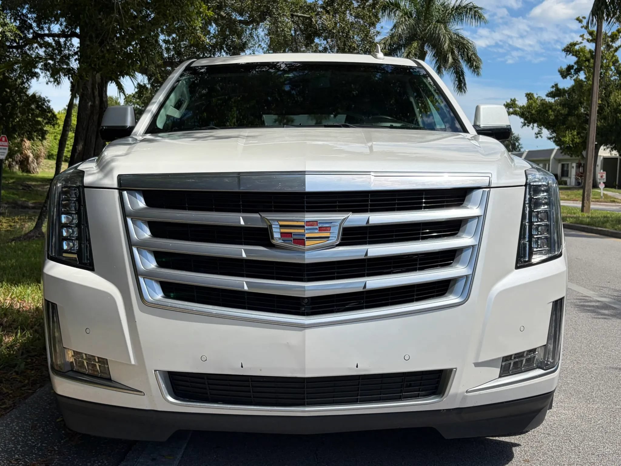 Used 2016 Cadillac Escalade Luxury RWD image 65