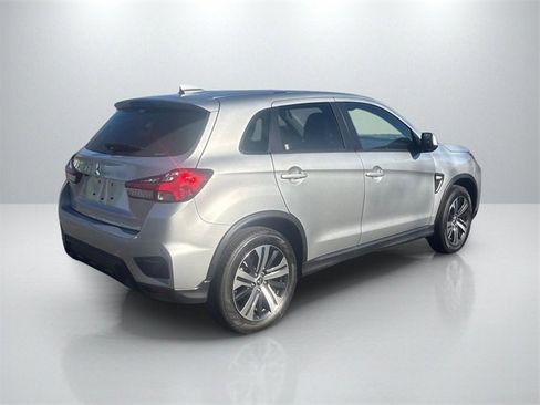 Used 2025 Mitsubishi Outlander Sport ES image 7