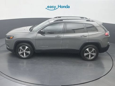Used 2022 Jeep Cherokee Limited AWD/4WD image 22